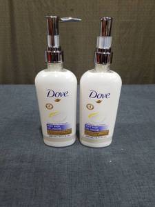 lot 1655 image: Dove Body Wash Hydrating Care 240 mL 8.11 fl oz - Lot of 2