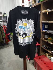 lot 1680 image: Sive Jungle Black T-Shirt XL Made in USA