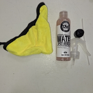 lot 45281 image: RAAWETON WATER SPOT REMOVER KIT 150ML