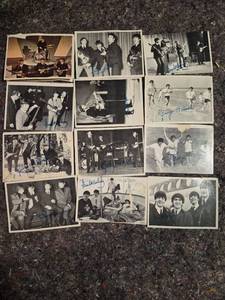 lot 55 image: Lot of 12 Topps Beatles Black and White Trading Cards 1960s