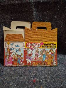 lot 80 image: Wendys Old Fashioned Hamburgers Meal Box