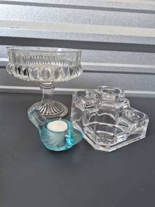 lot 124 image: Glass Lot 3 Pieces Footed Bowl Candleholder Votive Holder