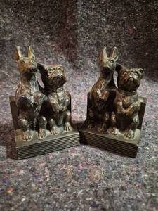 lot 173 image: Pair of Metal Dog Bookends