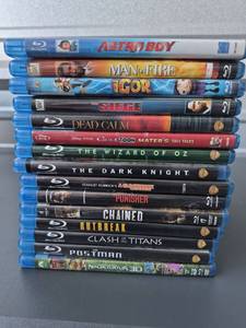 lot 205 image: Blu-ray Movie Lot 15 Discs Astro Boy Man on Fire Igor Siege Dark Knight - All Discs Present