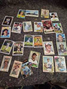 lot 88 image: Vintage Baseball Cards
