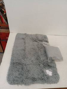 lot 19297 image: Gray Shag Area Rug with Non-Slip Pads, Approximately 23x33, 2 Pack