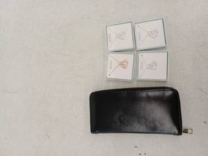 lot 19323 image: 4 Pack APSVO Heart Pendant Necklace And 1 Black Wallet