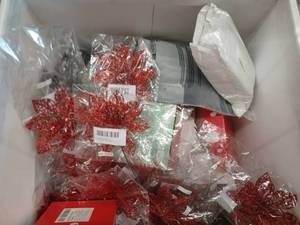 lot 19418 image: Christmas Holiday Decorations Lot
