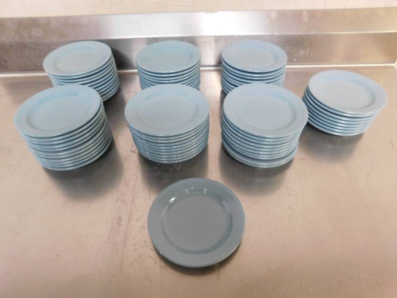lot 753 image: 71 Anfora Ceramic Plates