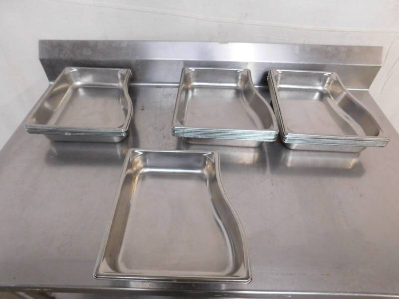 lot 763 image: 20 Pans