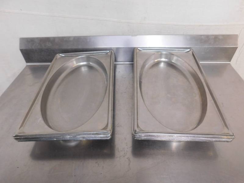 lot 769 image: 13 Pans