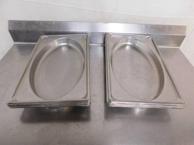 lot 770 image: 13 Pans