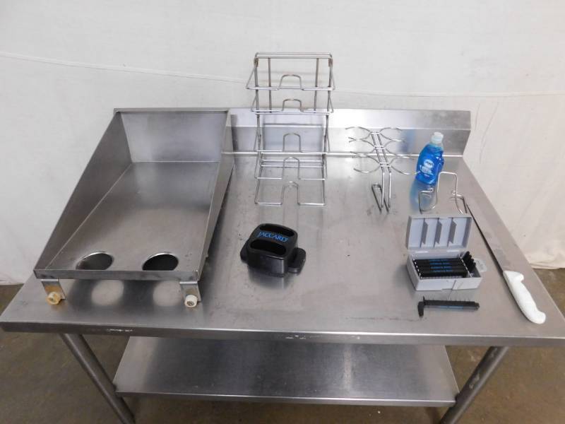 lot 776 image: Stainless Steel Drain, Tray & Condiment Holders and Juliene