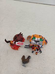 lot 19439 image: Lot of Action Figures & Collectible Toys