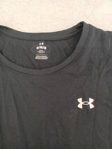 lot 19472 image: Under Armour Loose Fit Tank Top M