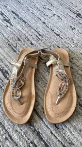 lot 165 image: Beaded T-Strap Thong Sandals Tan Gold Embellished&nbsp