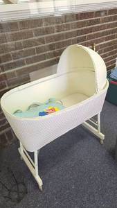 lot 233 image: White Wicker Baby Bassinet with Canopy and Bedding -