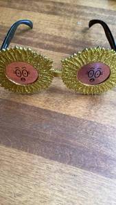 lot 250 image: Surprise Brand Novelty Glasses with Gold Glitter Eyelashes -&nbsp