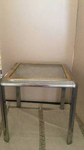 lot 315 image: Glass Top Display Table with Metal Frame -&nbsp