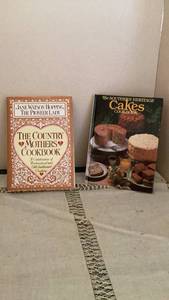 lot 325 image: 2 Cookbooks The Country Mothers Cookbook by Jane Watson Hopping and Southern Heritage Cakes -