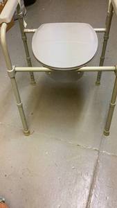 lot 331 image: Portable Toilet Seat with Armrests and White Cushion -
