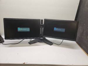 lot 18 image: Dell E2014Hc 20 inch Monitor Pair with Dual Stand