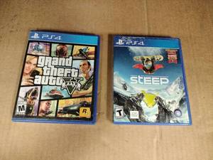 lot 61125 image: Set of 2 PS4 Games