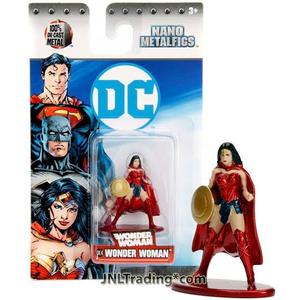 lot 61110 image: Jada Toys DC Comics Nano Metalfigs Wonder Woman (DC4)