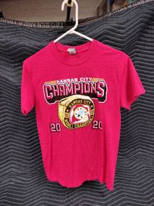 lot 1005 image: Kansas City Champions 2020 graphic tee - S