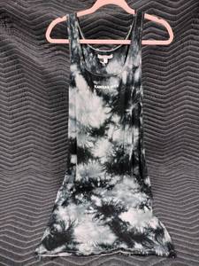 lot 1010 image: Kansas City Chiefs black and white tie-dye ribbed tank dress - XL