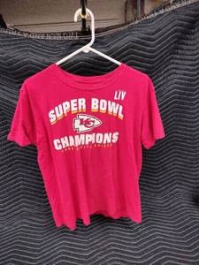 lot 1029 image: Kansas City Chiefs Super Bowl LIV champions t-shirt