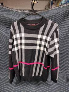 lot 1054 image: Moderno black knit sweater - BlackWhiteRed - M