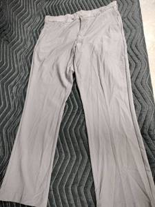 lot 1094 image: Roundtree and Yorke Performance light gray technical stretch flat-front trousers - 3630