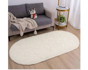 lot 46909 image: Fluffy Bedroom Rug, Small Oval Area Rugs, Cream Shag Bedside Carpet for Kids Room Nursery Dorm Cute Fuzzy Indoor Decor for Boy and Girl, 2.6 x 5.3 Feet. - Retail $22
