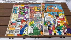 lot 52 image: Archie Giant Series Comic -  Lot of 4 Issues