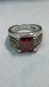 lot 104 image: 925 Sterling Silver Ring w Red Faceted Square Stone