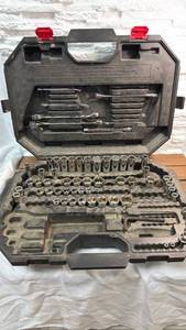 lot 160 image: Husky Mechanics Partial Tool Set