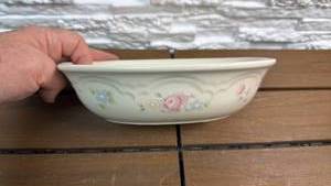 lot 184 image: Pfaltzgraff Oval Serving Bowl in the Tea Rose Pattern