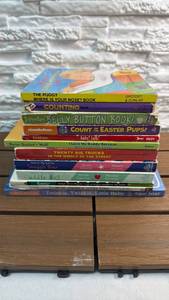 lot 191 image: Childrens Board Books - Lot of 12