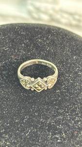 lot 206 image: 925 Silver Ring with Ornamental Design and Central Stone