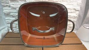 lot 208 image: Copper Chef 11 Inch Square Cookware Set with Glass Lid