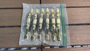 lot 215 image: 6 Brass Cabinet Handles Drawer Pulls with Center Bar Design