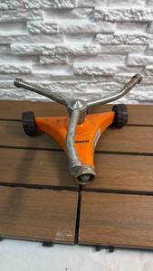 lot 220 image: Dramm Whirling Sprinkler (Orange) Heavy Duty