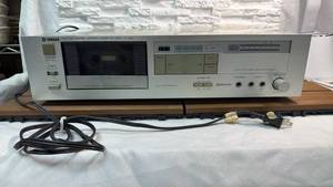 lot 231 image: Yamaha K-300 Natural Sound Stereo Cassette Deck
