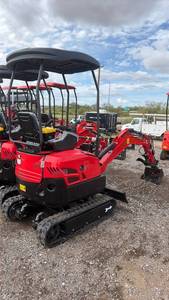 lot 239 image: SDLLANCH Mini Excavator SDLE20 1200kgYanmar diesel 