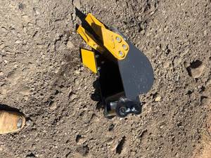 lot 745 image: Excavator Bucket Attachment