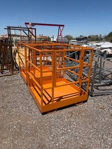 lot 780 image: Orange Forklift Cage Safety Basket Work Platform