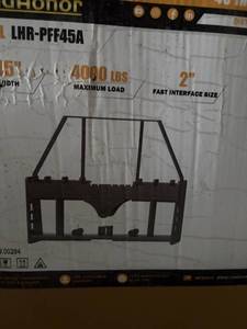 lot 824 image: LandHonor 45 Inch Pallet Forks Frame Attachment LHR-PFF45A 4000 LBS