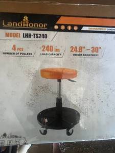 lot 901 image: LandHonor 240LBS Tool Stool LHR-TS240 Rolling Pneumatic Creeper