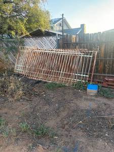 lot 45 image: Metal Fence Panels Lot 6 Pieces